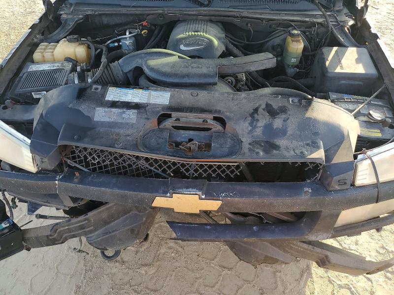 Photo 11 from auction – 2002 CHEVROLET AVALANCHE with VIN 3GNEK13TX2G226550