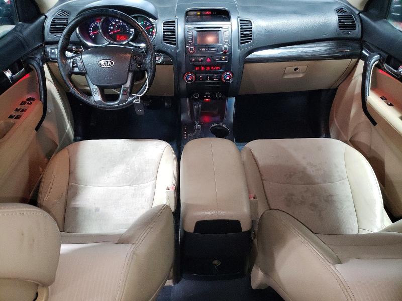 Photo 8 from auction – 2012 KIA SORENTO with VIN 5XYKU3A64CG208091