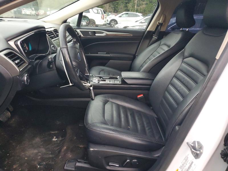 Photo 7 from auction – 2017 FORD FUSION with VIN 3FA6P0LUXHR409189