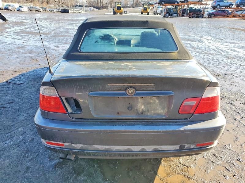 Photo 6 from auction – 2005 BMW 325 with VIN WBABW33485PG98802