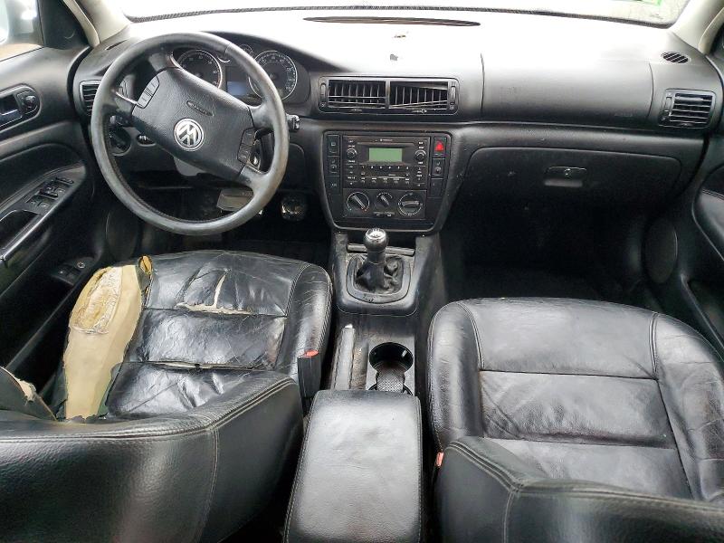 Photo 8 from auction – 2003 VOLKSWAGEN PASSAT with VIN WVWPD63B53P055106