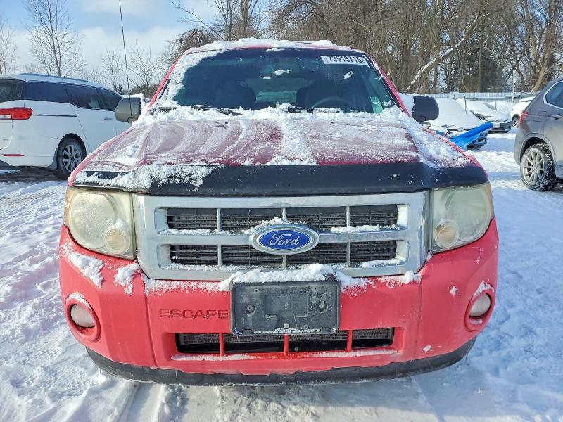 Photo 5 from auction – 2011 FORD ESCAPE XLT with VIN 1FMCU9D77BKC00034
