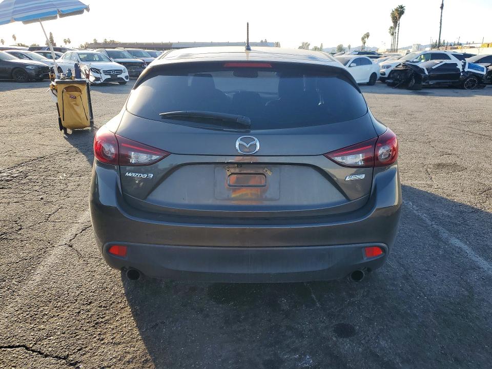 Photo 6 from auction – 2016 MAZDA 3 TOURING with VIN JM1BM1L78G1322157