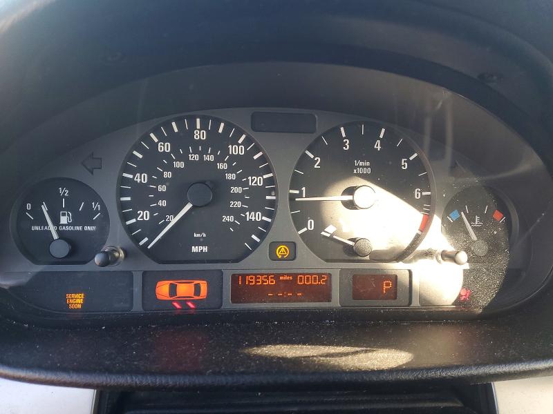 Photo 9 from auction – 2004 BMW 325 I with VIN WBAEV33434KR31462