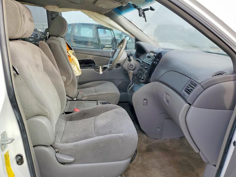 Photo 7 from auction – 2005 TOYOTA SIENNA with VIN 5TDZA23C65S243550