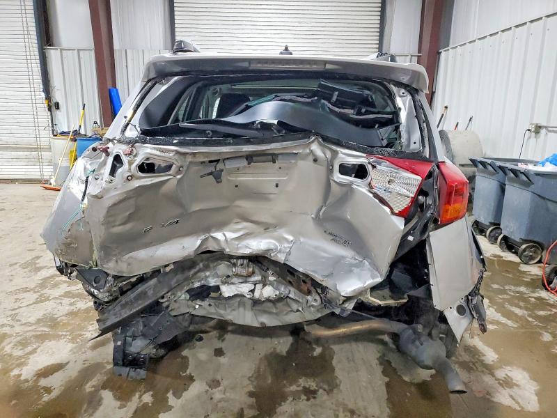 Photo 6 from auction – 2015 TOYOTA RAV4 LIMIT with VIN 2T3DFREV1FW338097