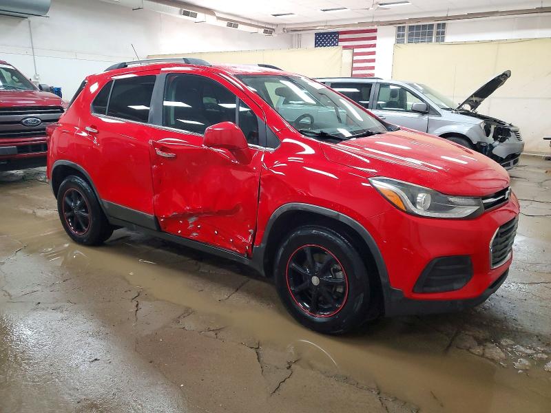 Photo 4 from auction – 2018 CHEVROLET TRAX 1LT with VIN 3GNCJPSB8JL303475