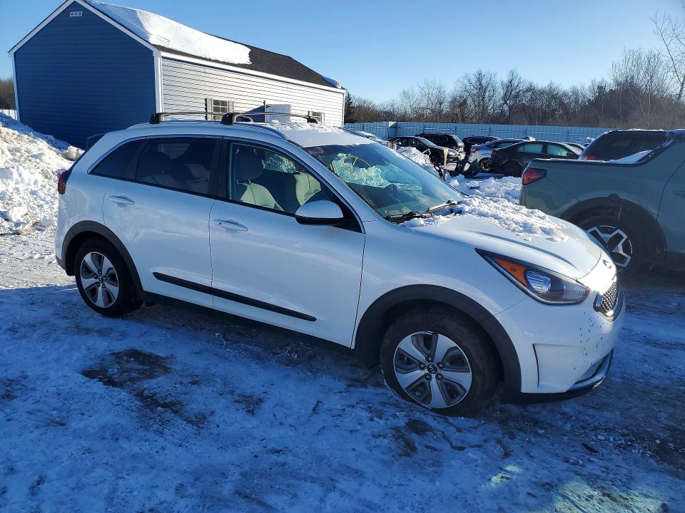 Photo 4 from auction – 2019 KIA NIRO LX with VIN KNDCM3LDXK5235660