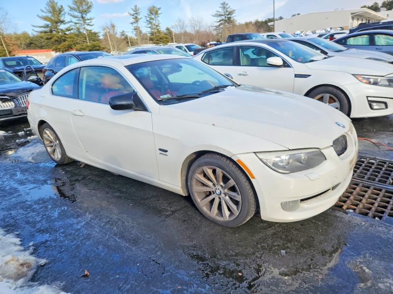 Снимка 4 от търг – 2011 BMW 335 XI с VIN WBAKF9C54BE619724