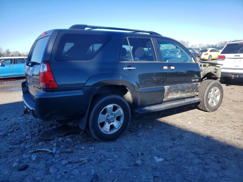 Photo 3 from auction – 2007 TOYOTA 4RUNNER SR with VIN JTEBU14R670121472
