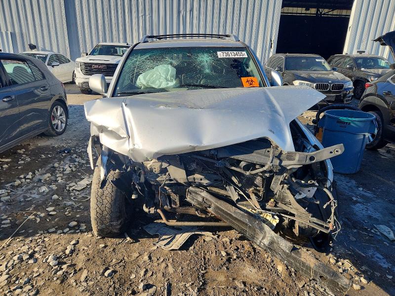 Photo 5 from auction – 2004 TOYOTA 4RUNNER LI with VIN JTEBU17R048023935