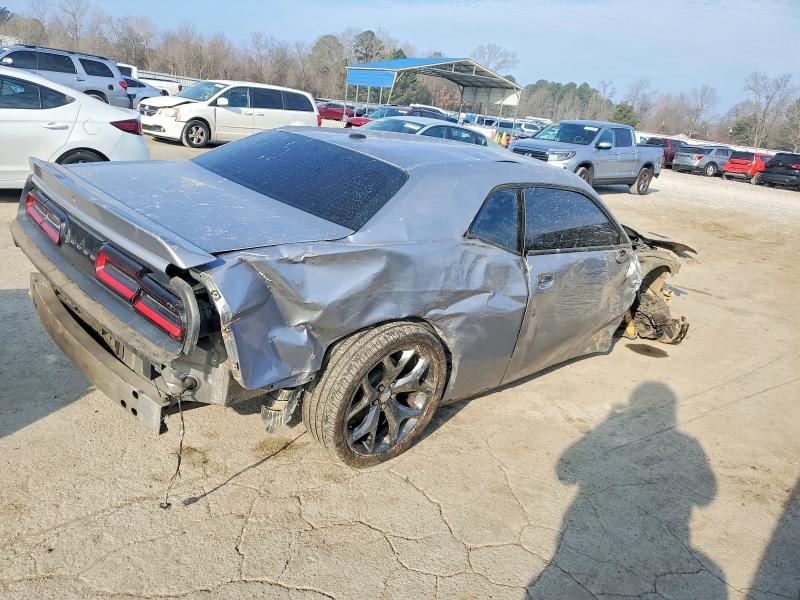 Photo 3 from auction – 2015 DODGE CHALLENGER with VIN 2C3CDZAT7FH911868