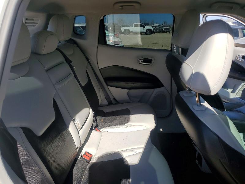 Photo 10 from auction – 2017 JEEP COMPASS with VIN 3C4NJDCB1HT689262