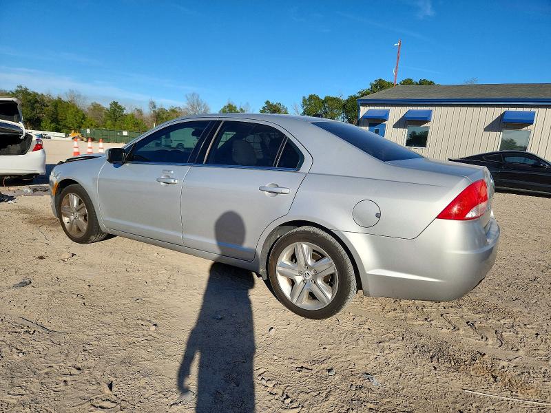 Photo 2 from auction – 2010 MERCURY MILAN with VIN 3MEHM0HA1AR652162