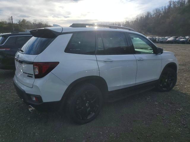 Photo 3 from auction – 2024 HONDA PASSPORT B with VIN 5FNYF8H81RB013770