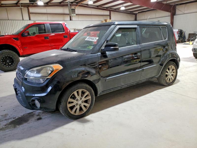 KIA SOUL + 2013 with VIN KNDJT2A68D7488962 - Photo from auction