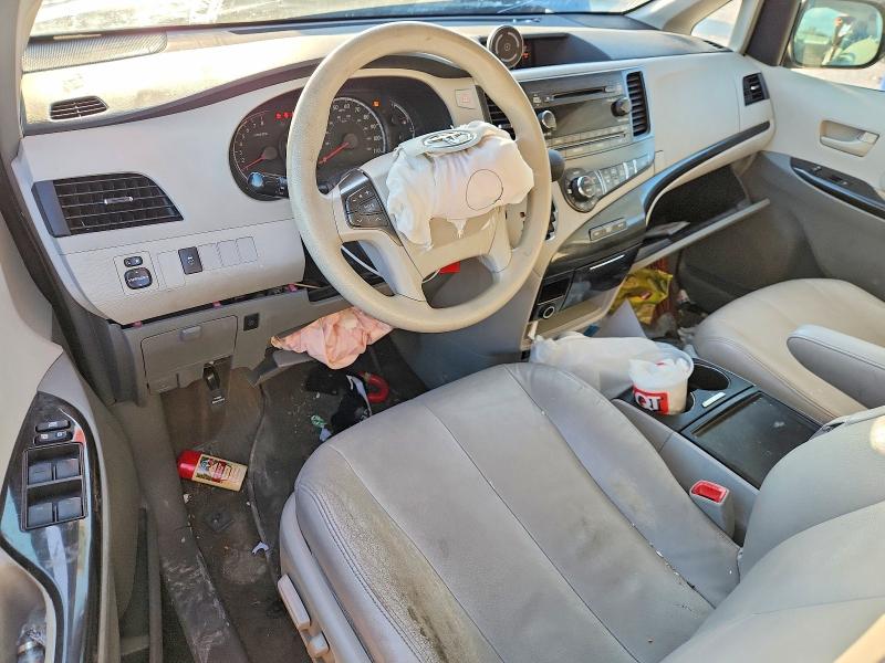 Photo 8 from auction – 2014 TOYOTA SIENNA with VIN 5TDKK3DC1ES454979