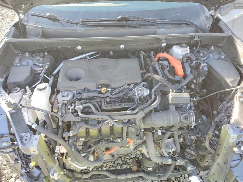 Photo 12 from auction – 2022 TOYOTA RAV4 XLE with VIN 4T3RWRFV8NU075108