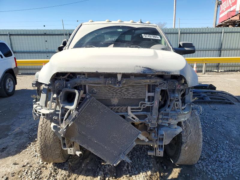 Photo 5 from auction – 2017 RAM 2500 LARAM with VIN 3C6UR5NL7HG615568