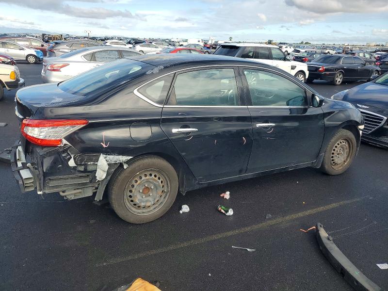 Photo 3 from auction – 2015 NISSAN SENTRA with VIN 3N1AB7AP6FY285629