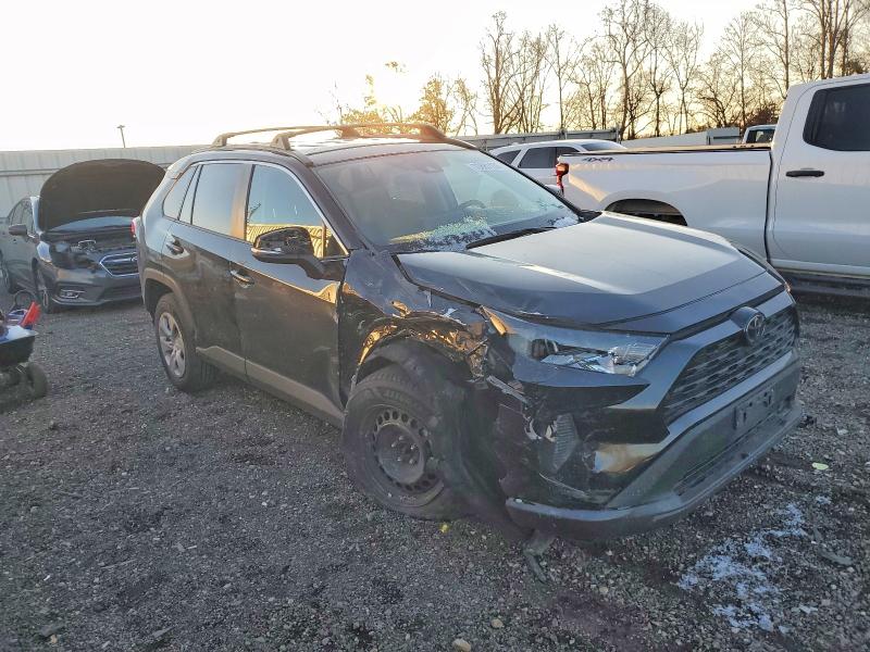Photo 4 from auction – 2019 TOYOTA RAV4 LE with VIN 2T3G1RFV2KC028711