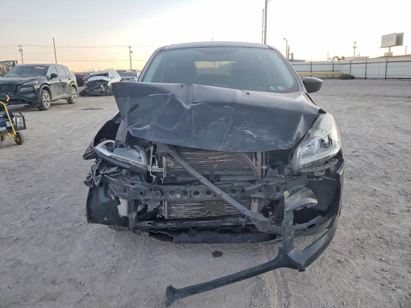 Foto 5 de la subasta – 2016 FORD ESCAPE SE con VIN 1FMCU0G75GUA80236