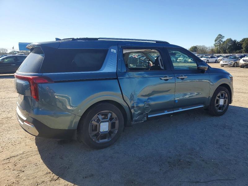 Photo 3 from auction – 2026 KIA CARNIVAL with VIN KNDNE5K38T6589957