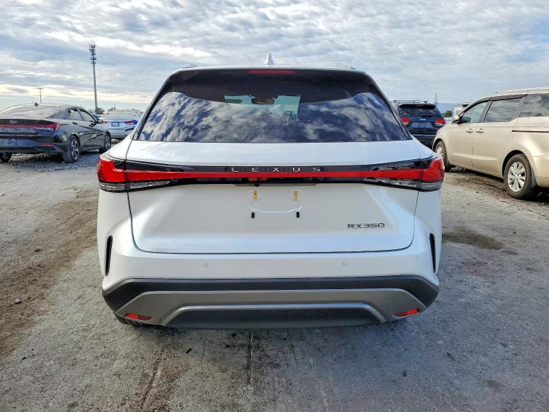 Photo 6 from auction – 2025 LEXUS RX with VIN JTJCHMAA2S2026088