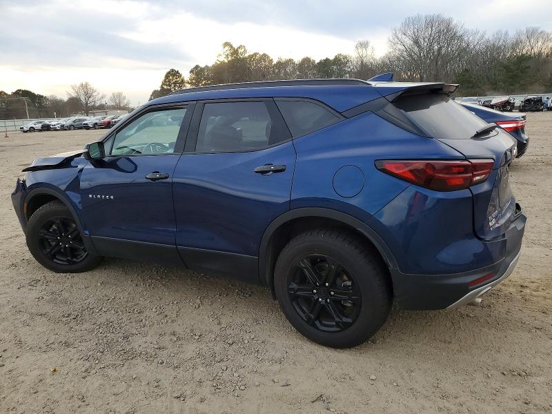 Photo 2 from auction – 2023 CHEVROLET BLAZER with VIN 3GNKBDRS4PS101423
