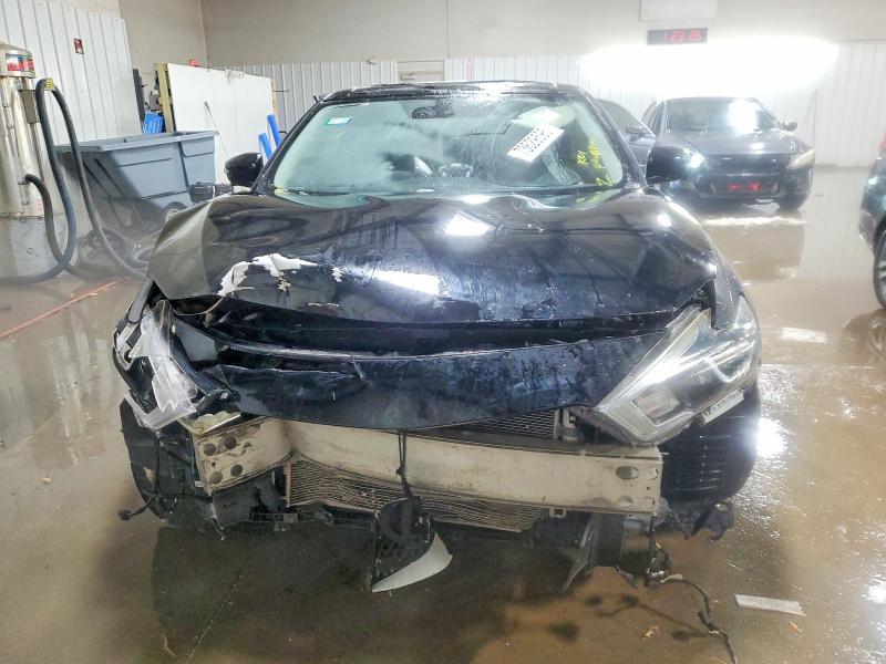 Photo 5 from auction – 2016 NISSAN MAXIMA with VIN 1N4AA6AP3GC399808