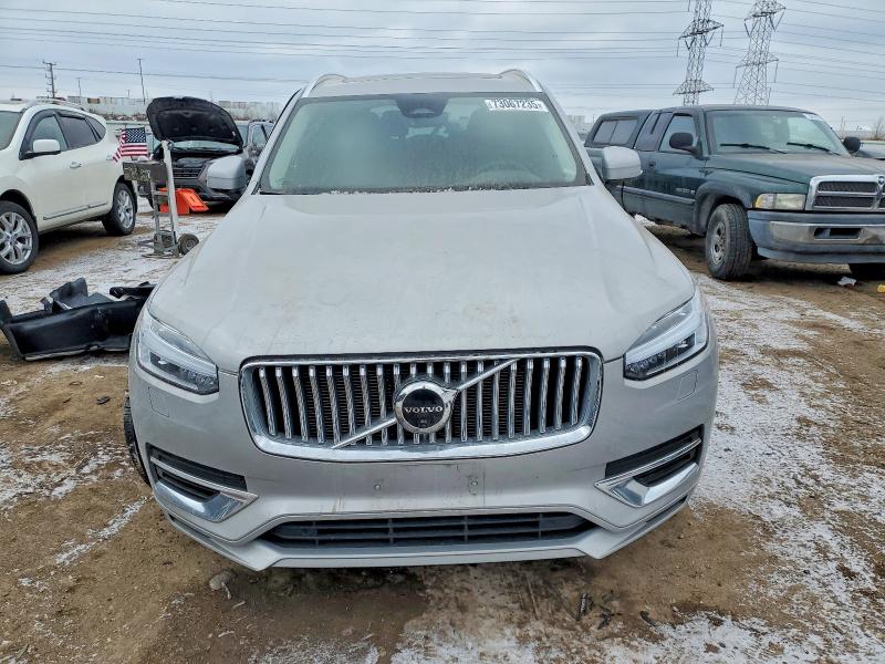 Photo 5 from auction – 2023 VOLVO XC90 PLUS with VIN YV4H600N6P1951284