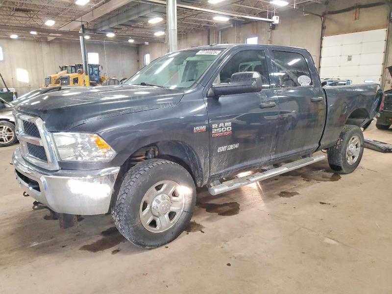 RAM 2500 ST 2015 con VIN 3C6UR5CJ6FG563252 - Foto de la subasta
