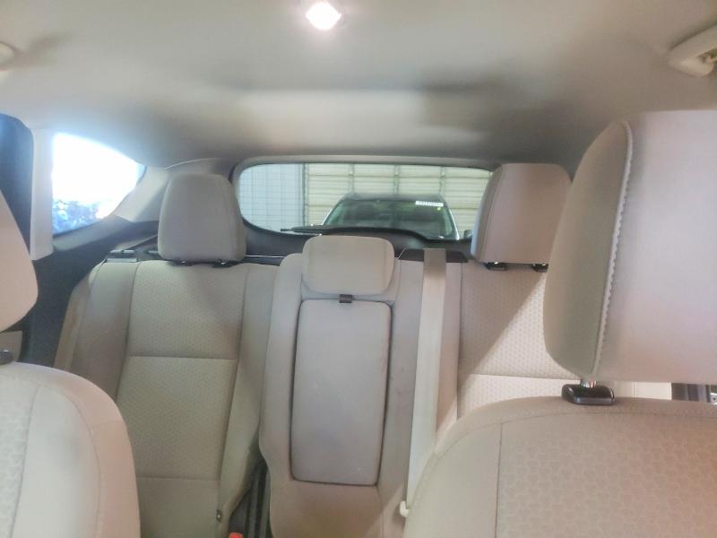 Photo 10 from auction – 2017 FORD ESCAPE SE with VIN 1FMCU0GD9HUB59755