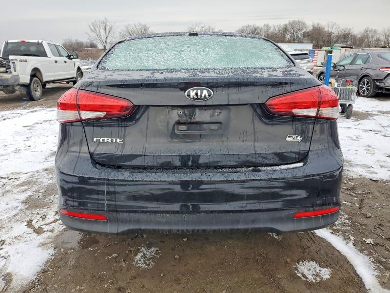 Photo 6 from auction – 2017 KIA FORTE LX with VIN 3KPFK4A76HE145831