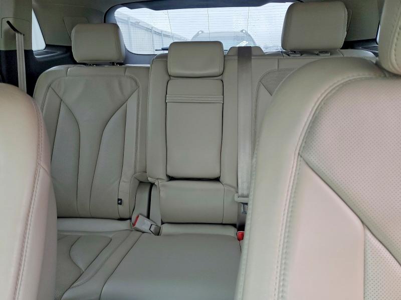 Photo 10 from auction – 2016 LINCOLN MKX RESERV with VIN 2LMTJ8LRXGBL38565