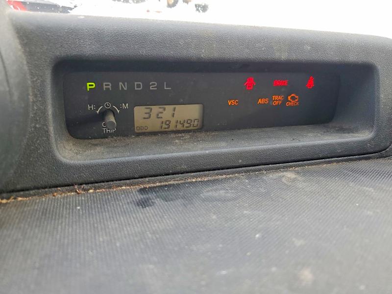 Photo 9 from auction – 2005 TOYOTA SCION with VIN JTLKT324950179474