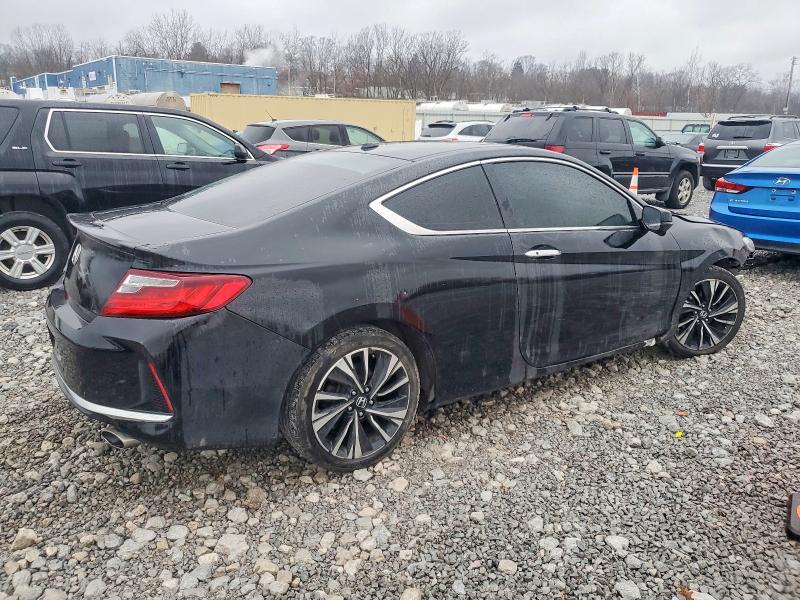 Photo 3 from auction – 2017 HONDA ACCORD EXL with VIN 1HGCT2B81HA006965