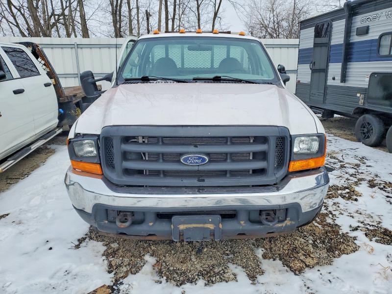 Photo 5 from auction – 2001 FORD F350 SRW S with VIN 1FDSF34L01ED27706
