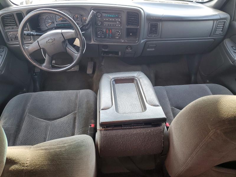 Photo 8 from auction – 2005 CHEVROLET SILVERADO with VIN 2GCEC19V451106299