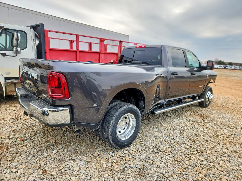 Photo 3 from auction – 2026 RAM 3500 with VIN 3C63RRHL7TG179165