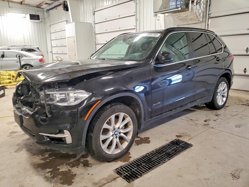BMW X5 XDRIVE3 2016 with VIN 5UXKR0C58G0U10981 - Photo from auction