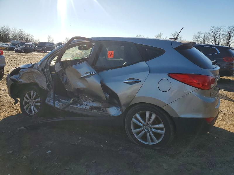 Photo 2 from auction – 2013 HYUNDAI TUCSON with VIN KM8JU3AC0DU599883