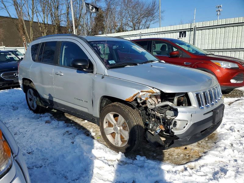Photo 4 from auction – 2013 JEEP COMPASS with VIN 1C4NJDEBXDD228347