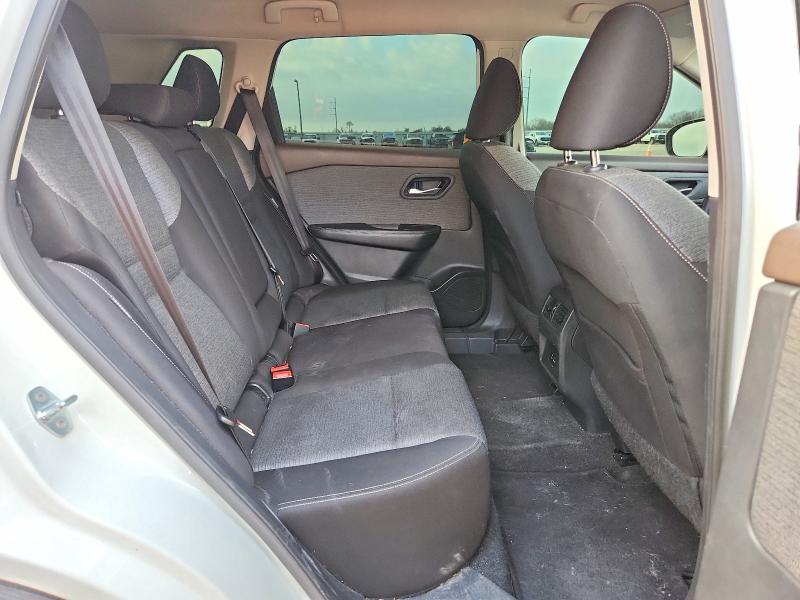 Photo 11 from auction – 2022 NISS ROGUE with VIN 5N1BT3BA8NC689522