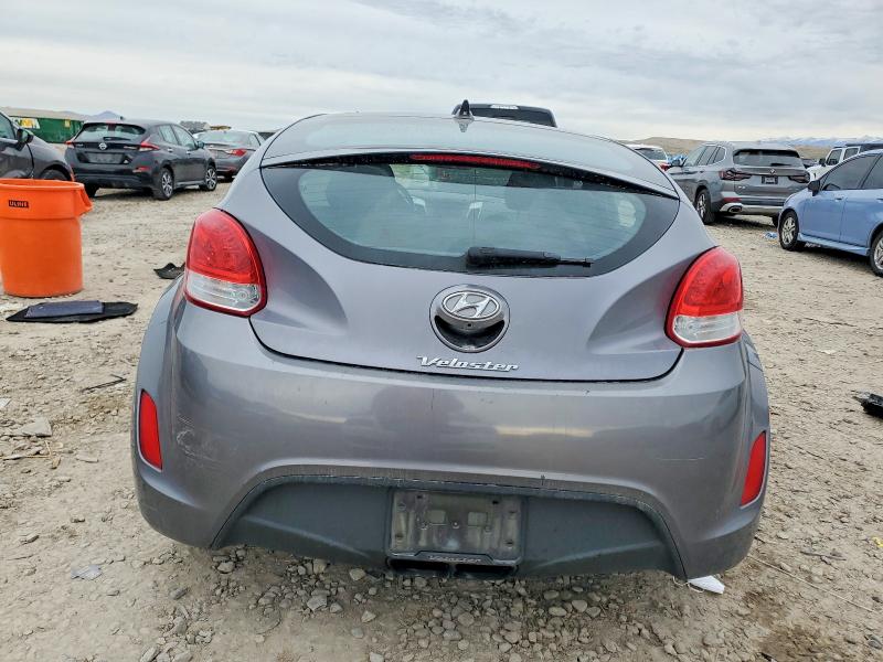 Photo 6 from auction – 2016 HYUNDAI VELOSTER with VIN KMHTC6ADXGU253706