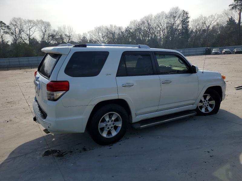 Photo 3 from auction – 2010 TOYOTA 4RUNNER SR with VIN JTEZU5JR6A5006049