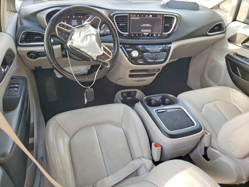 Photo 8 from auction – 2021 CHRYSLER PACIFICA H with VIN 2C4RC1L75MR599194