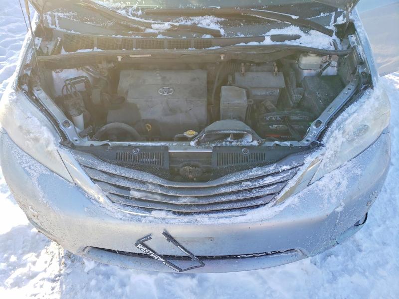 Photo 12 from auction – 2011 TOYOTA SIENNA with VIN 5TDYK3DC2BS077049