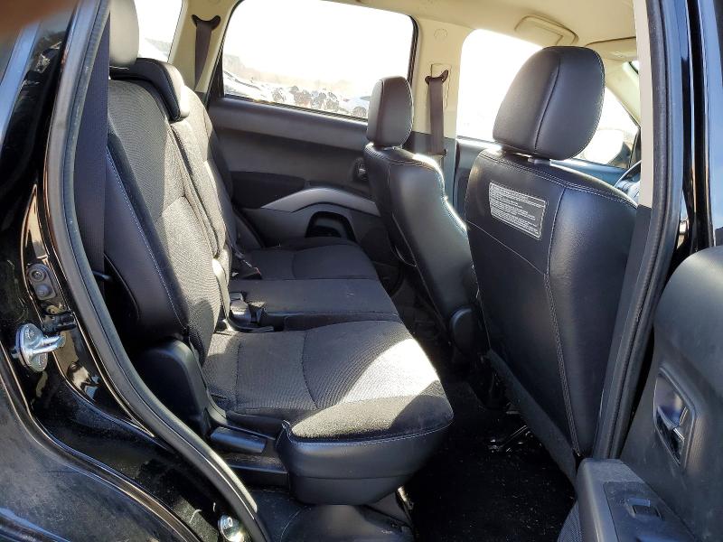 Photo 10 from auction – 2013 MITSUBISHI OUTLANDER with VIN JA4JT3AW2DU002096