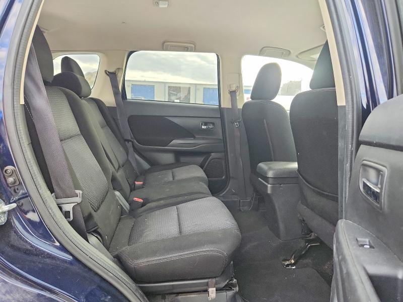 Photo 10 from auction – 2016 MITSUBISHI OUTLANDER with VIN JA4AD2A30GZ028877